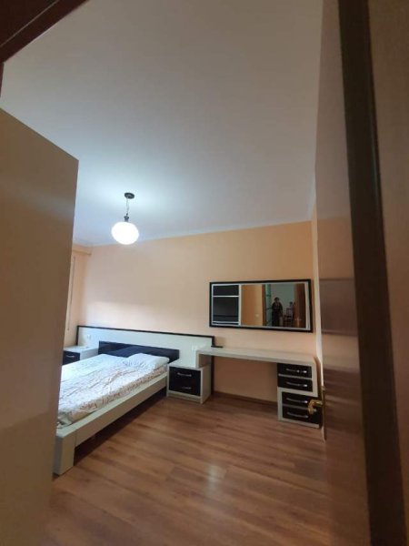 Tirane, jepet me qera apartament 2+1+BLK Kati 1, 100 m² 450 Euro (rruga ndre mjeda)