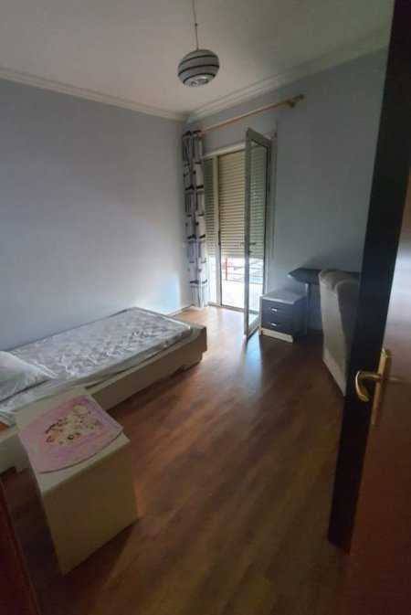 Tirane, jepet me qera apartament 2+1+BLK Kati 1, 100 m² 450 Euro (ndre mjeda)