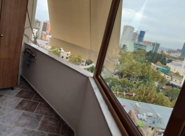 Tirane, jepet me qera apartament 1+1+BLK Kati 10, 70 m² 50.000 Leke (Shkolla e baletit)