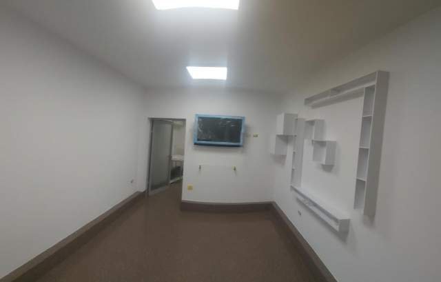 Tirane, jepet me qera dyqan Kati 0, 87 m² 830 Euro (Abdyl Frasheri)