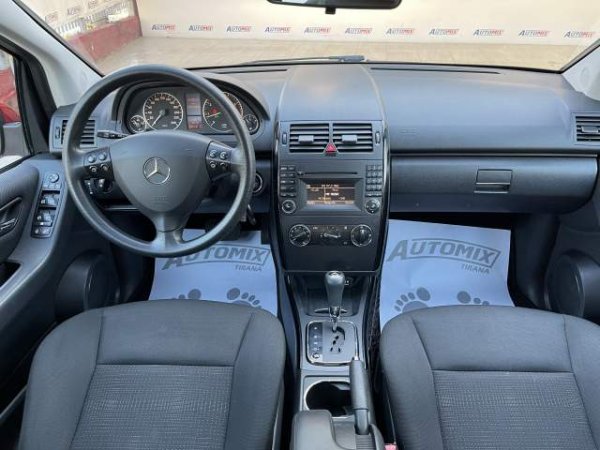 Tirane, shes makine Mercedes-Benz a-class 160 Viti 2010, 6.300 Euro
