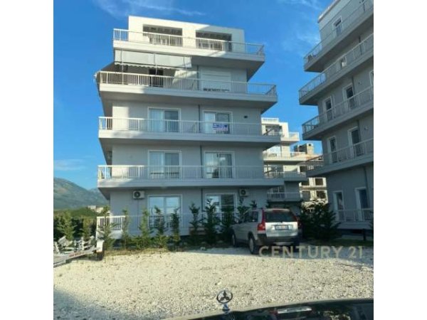 Vlore, shitet apartament 1+1 Kati 1, 82 m² 85.000 Euro (Radhim)