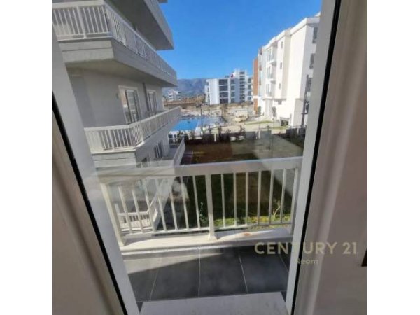 Vlore, shitet apartament 1+1 Kati 1, 82 m² 85.000 Euro (Radhim)