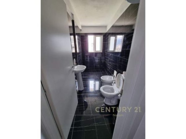 Vlore, shitet apartament 1+1 Kati 1, 82 m² 90.000 Euro (Radhime)
