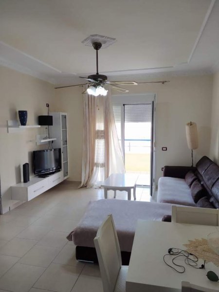 Vlore, jepet me qera apartament 2+1+BLK Kati 4, 85 m² 25000 Leke (rruga mis durhan)