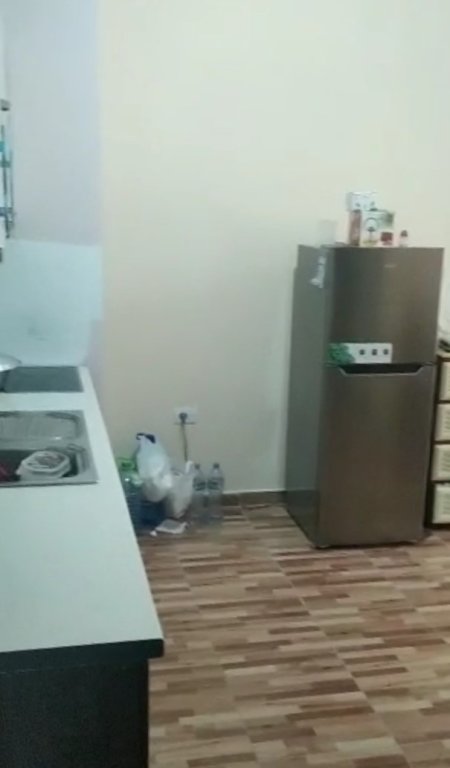 Tirane, shes apartament 2+1+BLK Kati 1, 94 m² 78.000 Euro (rruga e kavajes)