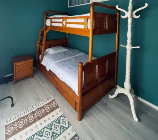 Tirane, jepet me qera apartament 2+1 Kati 7, 85 m² 700 Euro (Rruga Elbasanit, prane 7 xhuxhave)