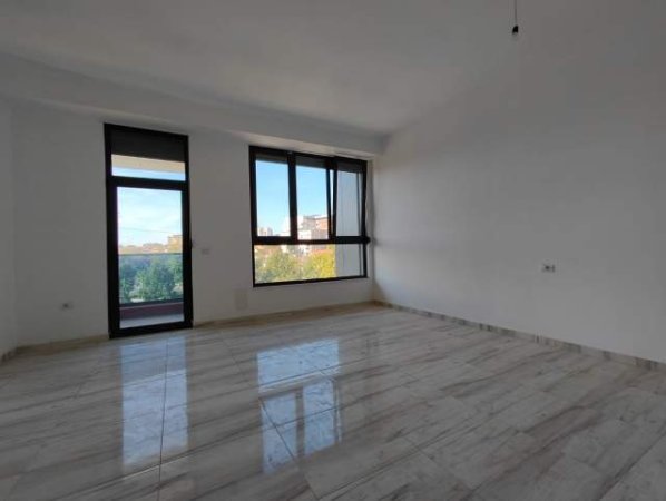 Tirane, jepet me qera apartament 2+1+A+BLK Kati 1, 126 m² 780 Euro (fusha)