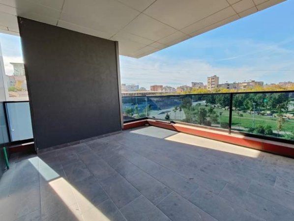 Tirane, jepet me qera apartament 2+1+A+BLK Kati 1, 126 m² 780 Euro (fusha)