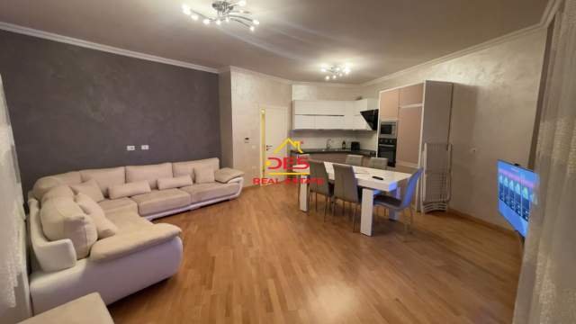 Tirane, jepet me qera apartament 2+1+BLK Kati 3, 95 m² 700 Euro (Rruga Bilal Sina)