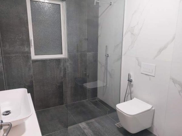Sarande, shitet Apartament 2+1 , 155.000 Euro
