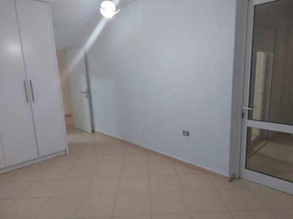 Sarande, shitet Apartament 2+1 , 155.000 Euro