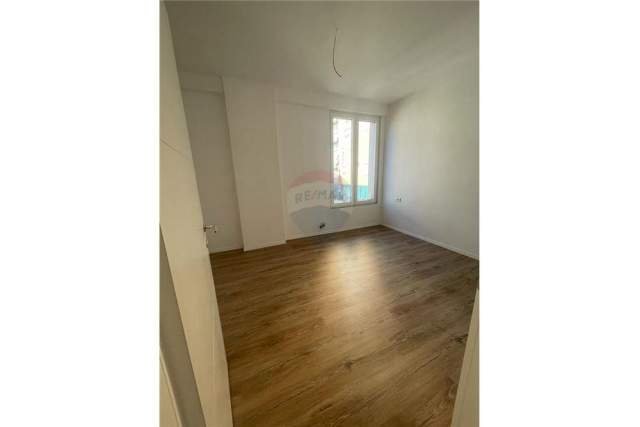 Tirane, jepet me qera apartament 2+1+BLK Kati 3, 96 m² 1.000 Euro (rtsh liceu artistik)