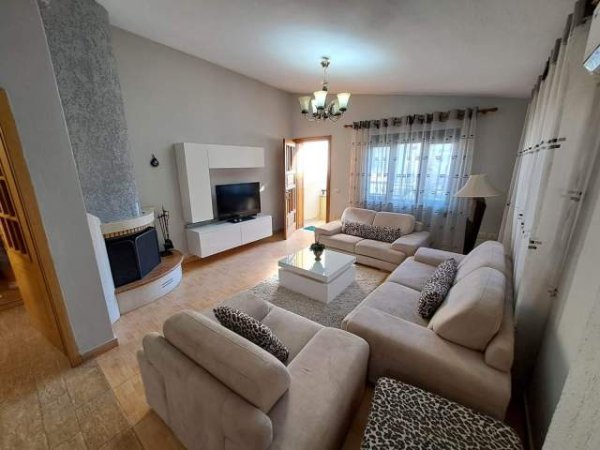 Tirane, jap me qera apartament 2+1 Kati 3, 120 m² 550 Euro (Kodra e Diellit)