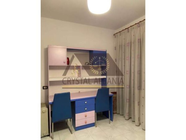 Tirane, jepet me qera 2+1 Kati 2, 120 m² 400 Euro (Rruga Fiqiri Basha)