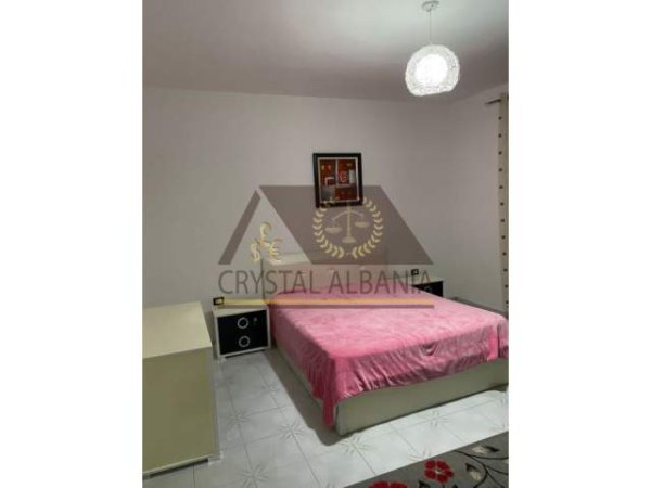 Tirane, jepet me qera 2+1 Kati 2, 120 m² 400 Euro (Rruga Fiqiri Basha)