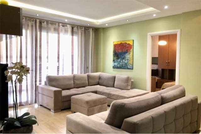 Tirane, jepet me qera apartament 3+1+BLK Kati 4, 119 m² 950 Euro