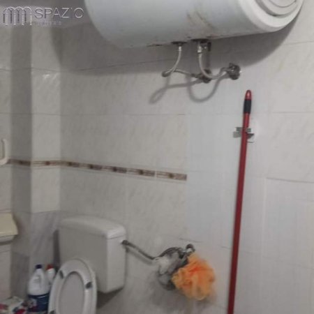 Tirane, shitet apartament 3+1 Kati 4, 100 m² 130.000 Euro (Rruga ''Tefta Tashko'')