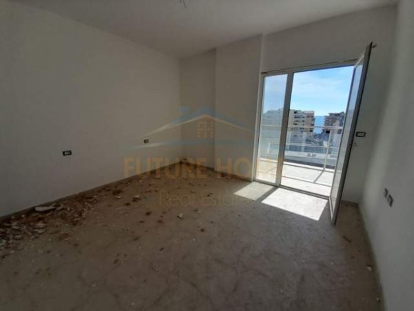 Durres, shitet apartament 2+1 Kati 2, 105 m² 95.000 Euro (Vollga)