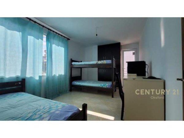 Tirane, jepet me qera apartament 2+1 Kati 2, 400 Euro (Selit)