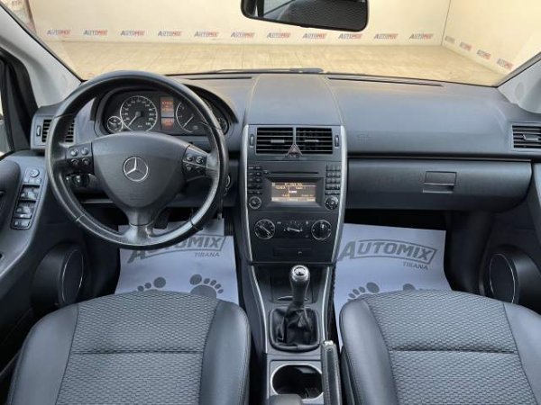 Tirane, shes makine Mercedes-Benz a-class 160 Viti 2009, 4.200 Euro