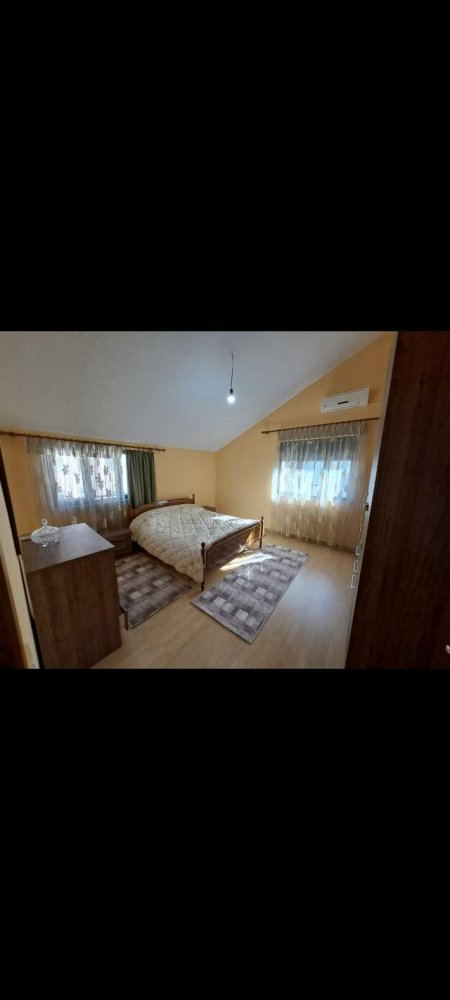 Tirane, jepet me qera apartament 2+1+BLK Kati 3, 120 m² 550 Euro (Rruga Bill Klinton)