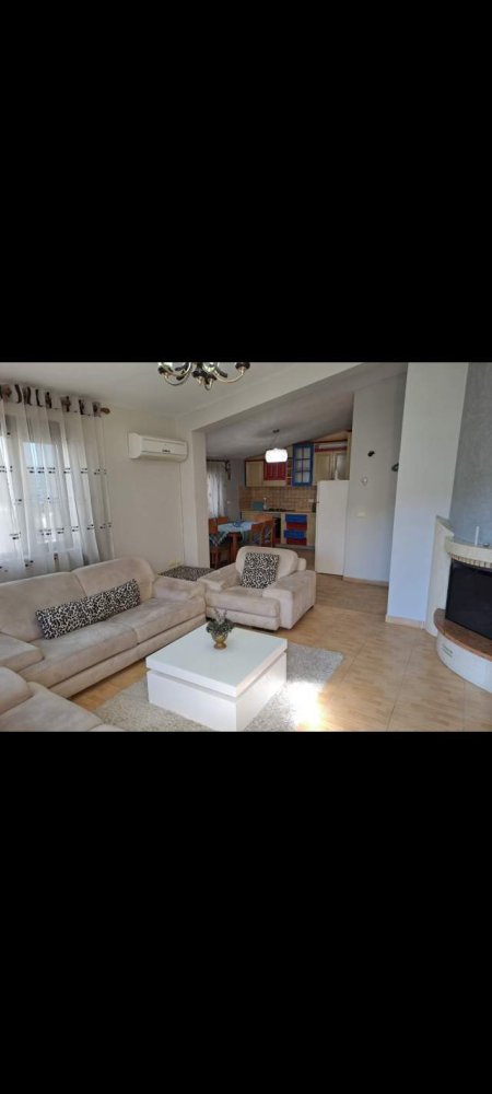 Tirane, jepet me qera apartament 2+1+BLK Kati 3, 120 m² 550 Euro (Rruga Bill Klinton)
