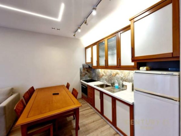 Tirane, shitet apartament 1+1 Kati 3, 66 m² 120.000 Euro (rruga e elbasanit)