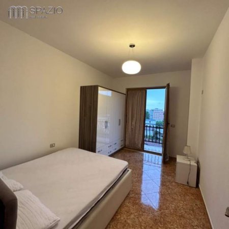 Tirane, jepet me qera apartament 1+1+BLK Kati 3, 60 m² 25.000 Leke (Shkoze)