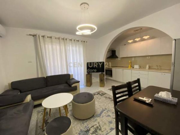 Tirane, jepet me qera apartament 2+1+A+BLK Kati 3, 64 m² 700 Euro (Garda)