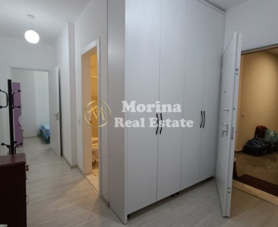 Tirane, jepet me qera apartament 3+1 Kati 4, 100 m² 500 € (Aleksander Moisiu)