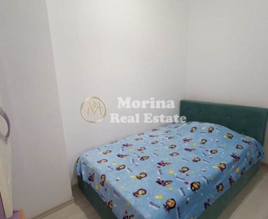 Tirane, jepet me qera apartament 3+1 Kati 4, 100 m² 500 € (Aleksander Moisiu)