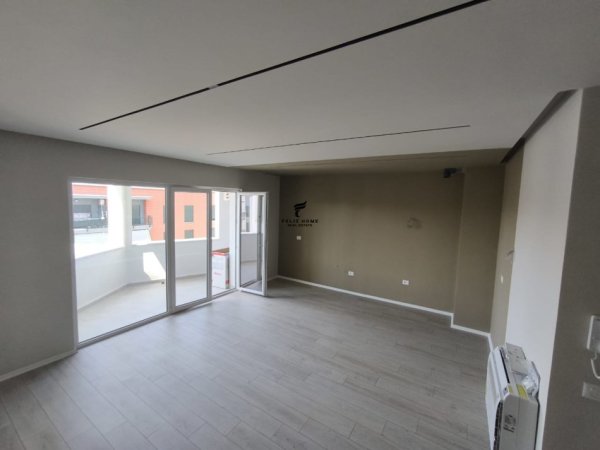 Tirane, jepet me qera apartament 2+1+Ballkon Kati 7, 98 m² 450 € (ASTIR)