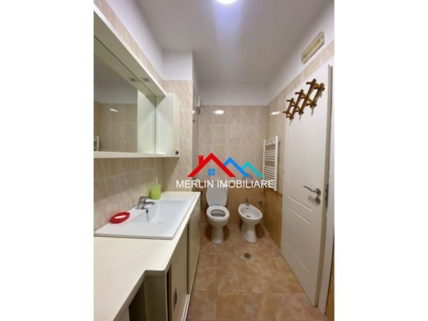 Tirane, jepet me qera apartament 2+1+Ballkon Kati 13, 125 m² 1.100 € (Bulevardi Gjergj Fishta)