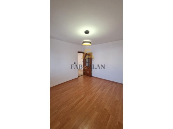 Tirane, shitet apartament 3+1 Kati 4, 95 m² 145.000 € (Gjimnazi Partizani)