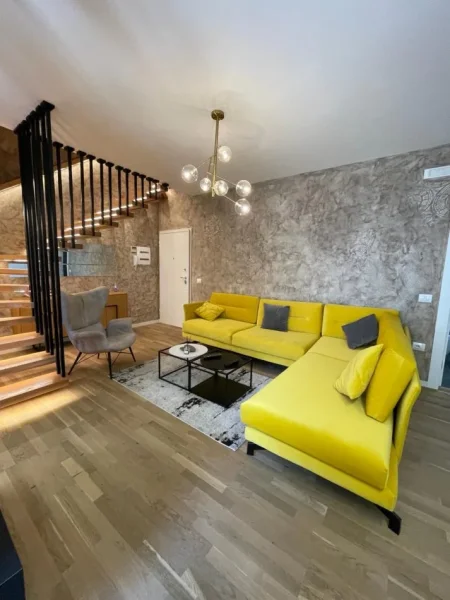 Tirane, shitet apartament 2+1 Kati 5, 150 m² (21 Dhjetori)