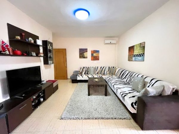 Tirane, shitet apartament 3+1 , 95 m² 160.000 € (Stadiumi Dinamo)