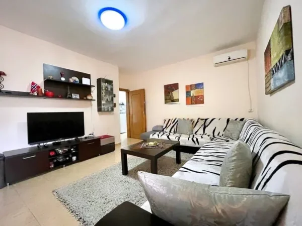 Tirane, shitet apartament 3+1 , 95 m² 160.000 € (Stadiumi Dinamo)