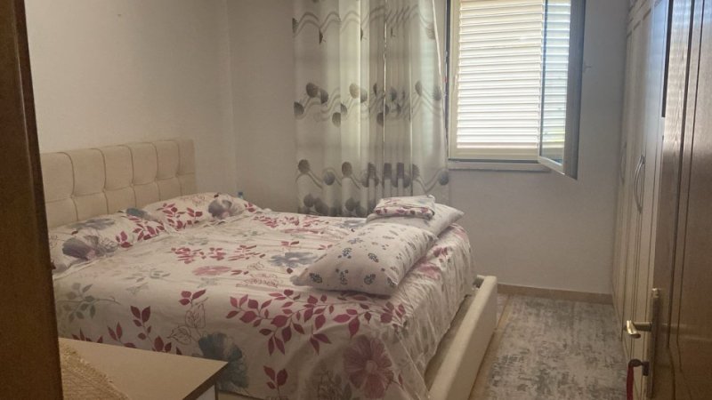 Tirane, shitet apartament 2+1+Ballkon Kati 5, 105 m² 135.000 € (LAPRAKE)