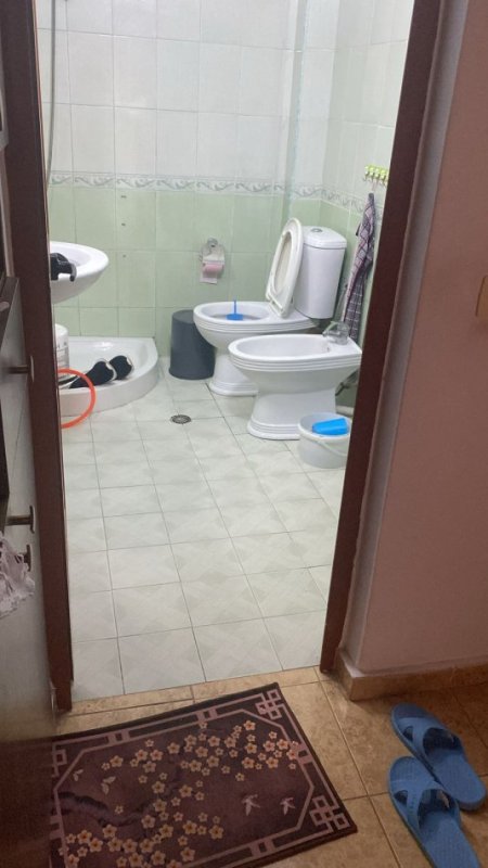 Tirane, shitet apartament 2+1+Ballkon Kati 5, 105 m² 135.000 € (LAPRAKE)