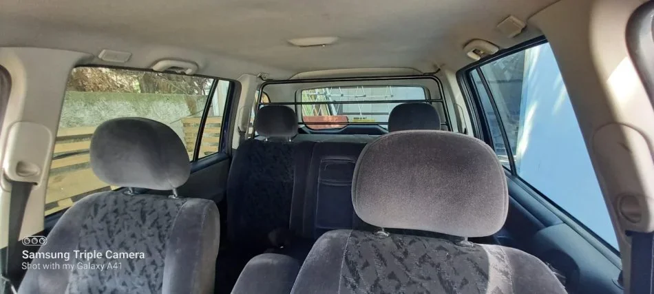 Tirane, shitet minivan. Opel Zafira Nafte, blu e errët, manuale  204 000km 1.300 €