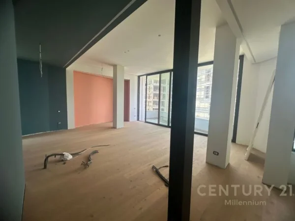 Tirane, shes apartament 2+1+2+Ballkon , 146 m² 290.000 € (Kopshti Botanik Zoologjik)