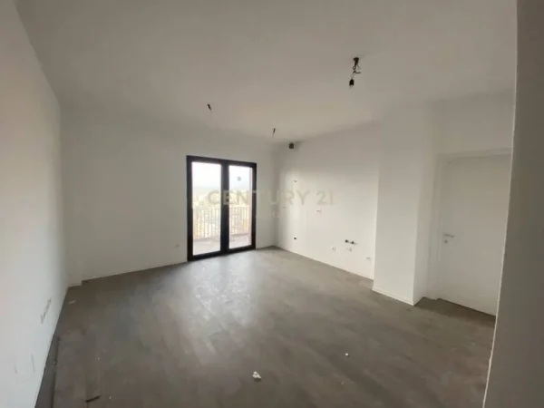 Tirane, shes apartament 2+1+Aneks+Ballkon Kati 18, 114 m² 253.000 € (GARDEN BUILDING, RR.KAVAJES)