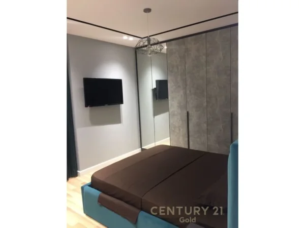 Tirane, jepet me qera apartament 2+1 Kati 4, 106 m² 600 € (FIORI DI BOSKO)