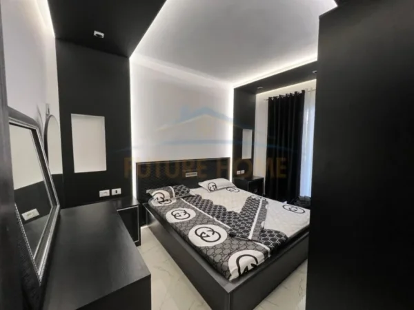 Tirane, jepet me qera apartament 1+1 Kati 0, 75 m² 450 € (Ferit Xhajko)