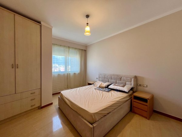 Tirane, jepet me qera apartament 1+1+Ballkon Kati 7, 67 m² 500 € (rruga e eelbasanit)