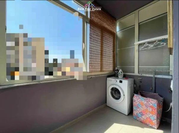 Tirane, jepet me qera apartament 1+1+Ballkon Kati 3, 86 m² 550 € (Stacioni Trenit)