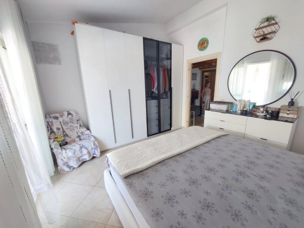 Durres, shitet apartament 2+1+Ballkon Kati 4, 110 m² 131.000 € (Mali i Robit 250m prane detit.)