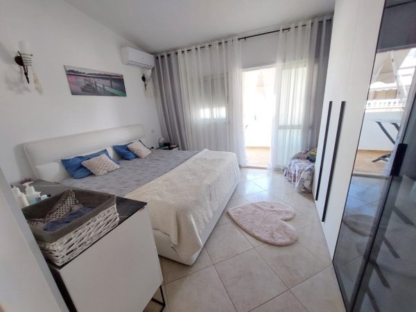 Durres, shitet apartament 2+1+Ballkon Kati 4, 110 m² 131.000 € (Mali i Robit 250m prane detit.)