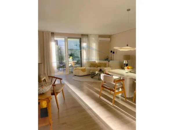 Durres, shes apartament 2+1+Ballkon Kati 2, 85 m² 120.000 € (Golem, Perballe Hotel Flower)